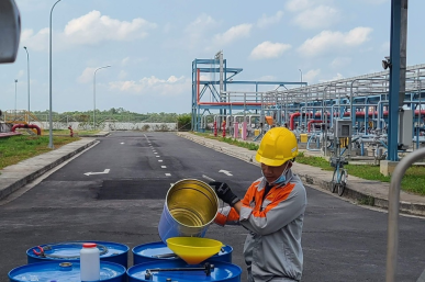 Dầu nhớt công nghiệp Bình Dương - Giá sỉ, Giao hỏa tốc